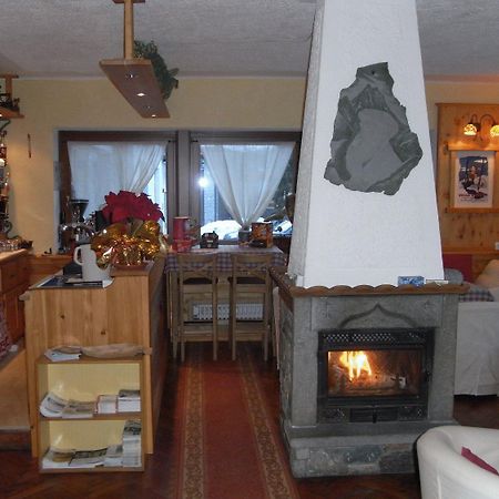 Hotel Genzianella Чамполук Екстериор снимка