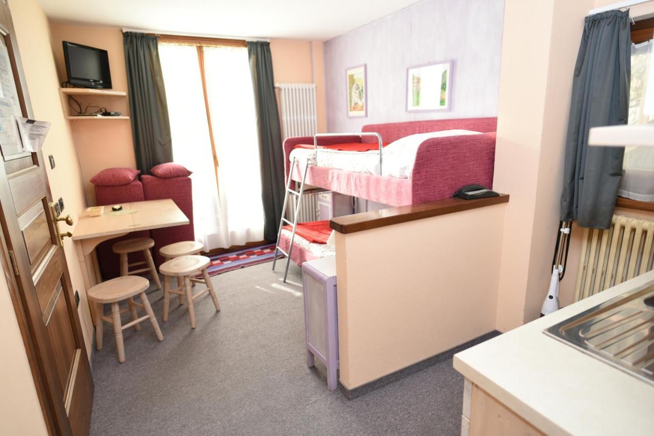 Hotel Genzianella Чамполук Екстериор снимка