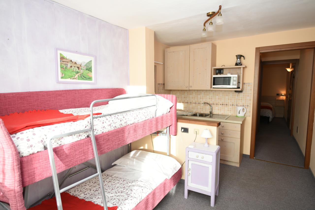 Hotel Genzianella Чамполук Екстериор снимка